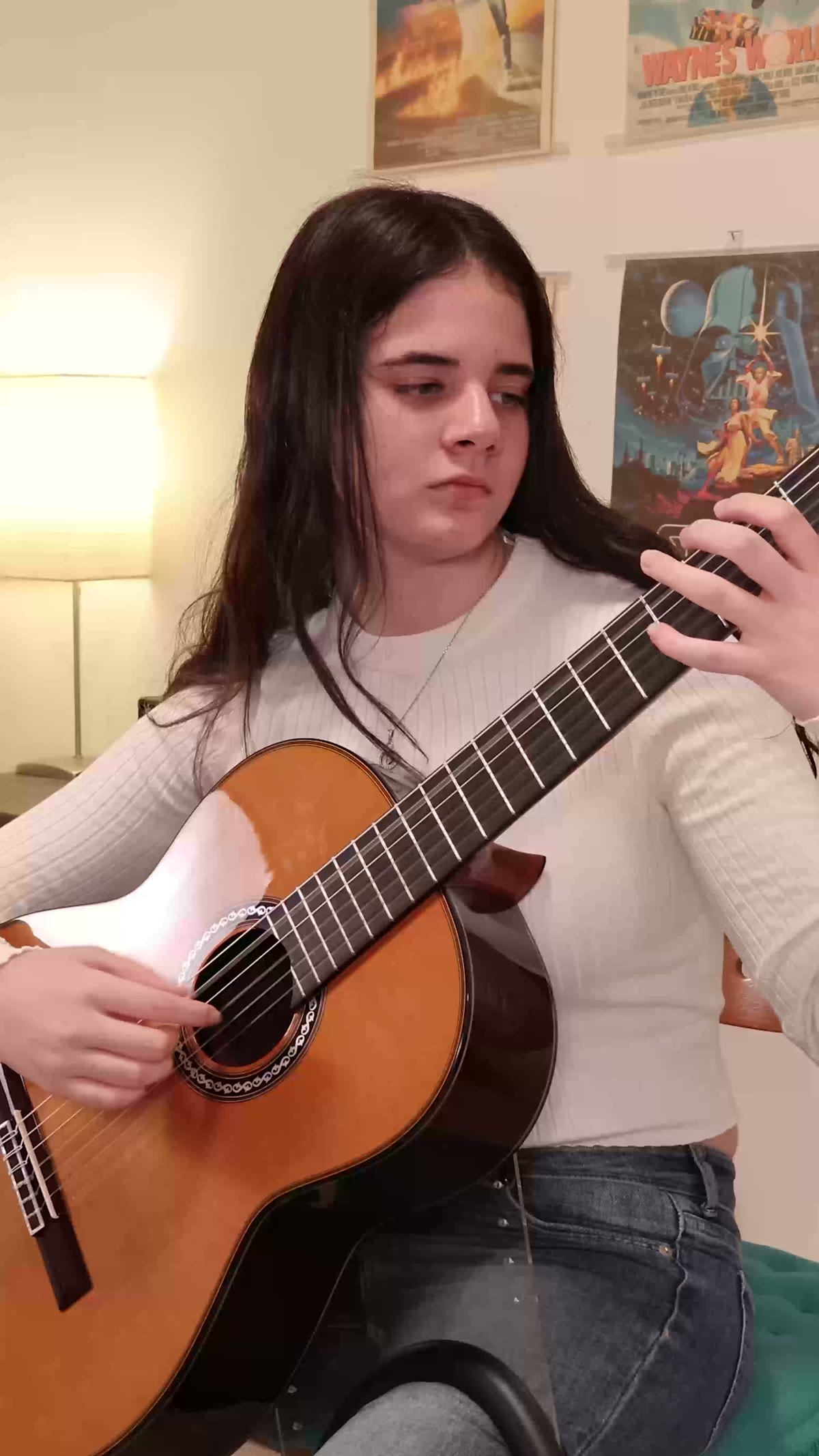 נוי - מרץ